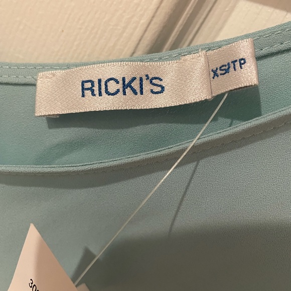 ☘️3/45 NWT Rickis xs mint tank - Picture 2 of 3